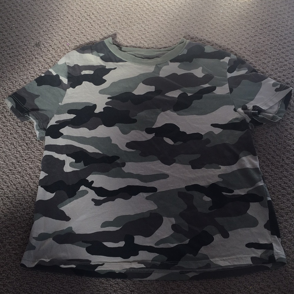 Camo crop top
